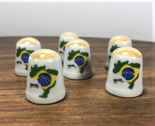 Imagem 3 de 4 de Kit 6 Mini Dedal De Porcelana Brasil