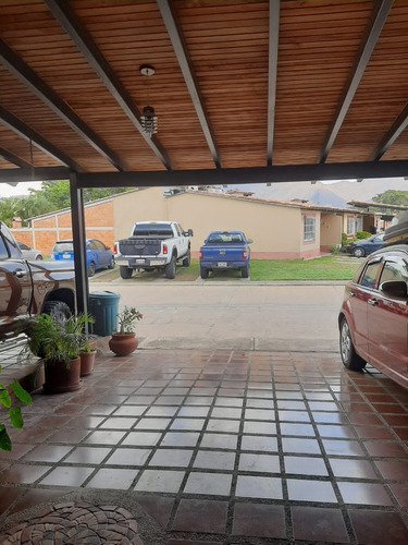 Imagen 19 de 21 de Adriana Atienzo Alquila | Casa En Res. Valle De Oro, San Diego (foc-1298)