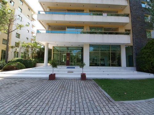 Departamento Pinamar - Torre Building 