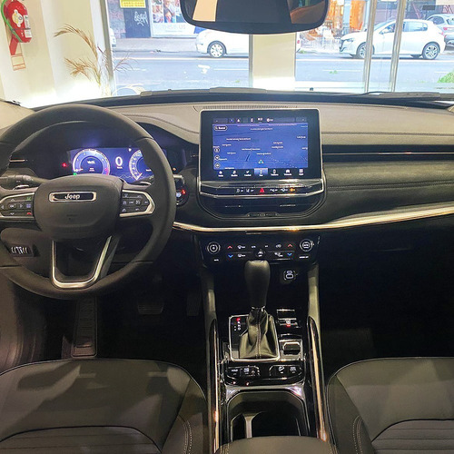 Imagen 9 de 16 de Jeep Commander Limited 2.0 2023 Td380 At9 4x4 7pas C