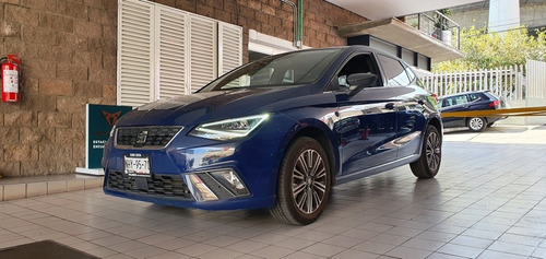 Imagen 3 de 11 de Seat Ibiza 1.6 Xcellence Estandar Azul 2019