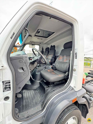 Mb Accelo 815 Ano 2022 3/4 No Chassi