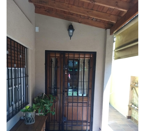 Dueño Vende Casa 4 Ambientes Con Local Y Garage En Padua A 6 Cuadras De La Estacion Sobre Noguera