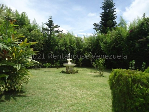 Imagen 28 de 28 de Mayerling Gonzalez Bm Vende Casa Lagunita Country Club Mls #23-4328
