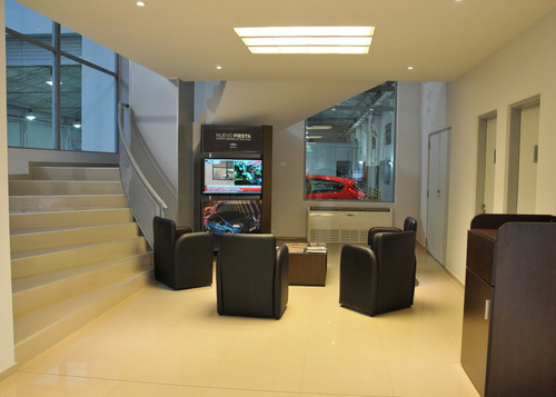 Imagen 3 de 11 de Local Comercial Alquiler