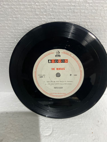 The Beatles Yesterday Compacto Raro Estandar (Usado)