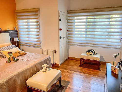 Imagen 7 de 11 de Venta De Imponente Casa, Saint Thomas Norte, Canning.