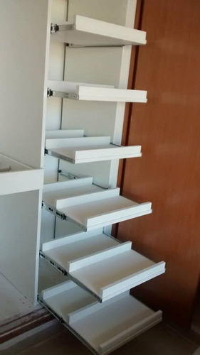 Imagen 3 de 4 de Closet Empostrados Y Walk In Closet
