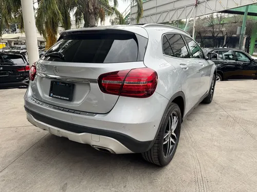 Mercedes-Benz Clase GLA 1.6 200 Cgi Sport At