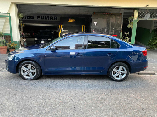 Volkswagen Vento 2.5 Luxury Tiptronic 2012 Financiado Cuotas