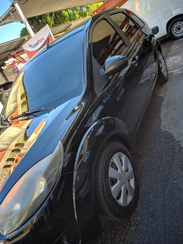 Ford Fiesta 1.6 8v