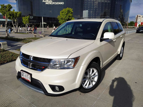 Dodge Journey 2.4 Sxt 7 Pasajeros Lujo At 2018