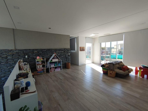 Imagen 24 de 30 de Venta Casa Harás Santa María