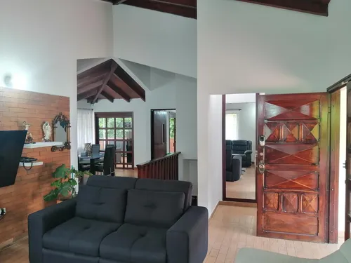 Casa Campestre Amoblada En La Buitrera Cali