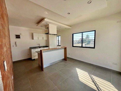 Apartamento En Venta En Ciudad Nueva De 2 Habitaciones - Ideal Para Inversion