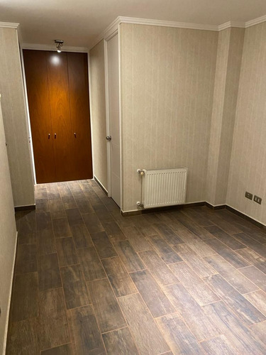 Departamento En Venta! Ubicado En Av. Irarrázaval 2042 Piso4