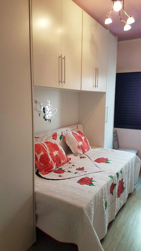 Casa Com 3 Quartos , 3 Banheiros , Duas Vagas De Garagem