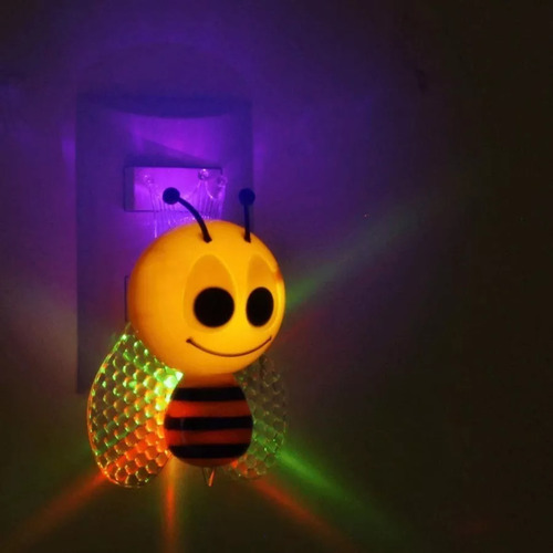 Luz Noturna Infantil Led Abelha 0.4w Rgb C/ Sensor