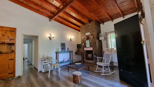 Imagen 7 de 30 de Casa Quinta En Venta En Moreno Con Pileta Y Jardin