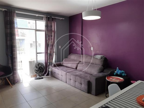 Apartamento - Ref: 873911
