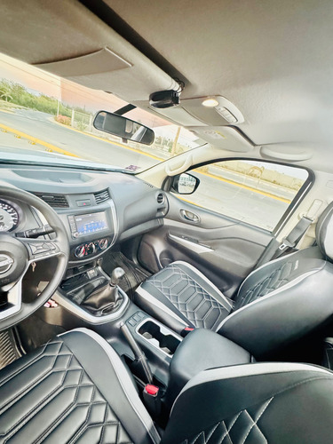 Nissan Frontier 2.5 Le Dc 4X2 Mt