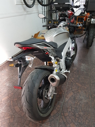 Imagen 3 de 10 de Aprilia Tuono V4 1100rr Solo 120km 2016/pat 2020 Nueva