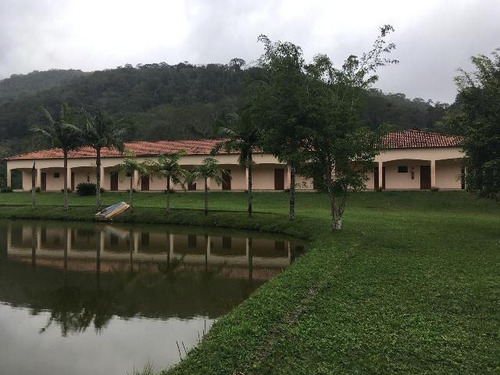 Esplêndida Chácara No Brajeu Em Miracatu/sp | 4726 Fr