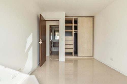 Apartamento Sobre Garibaldi Y Av Italia