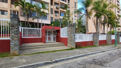Acogedor Apartamento En Alquiler En Vizcaya Mls 24-20003 Zr