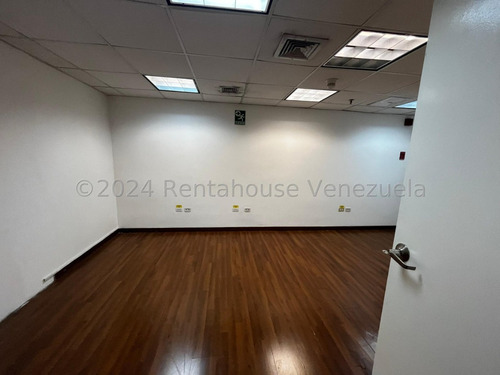 Alquiler De Oficina En El Bosque Cl Mls 24-29285