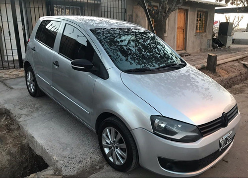 Imagen 3 de 5 de Volkswagen Fox 2010 1.6 Confortline Pack