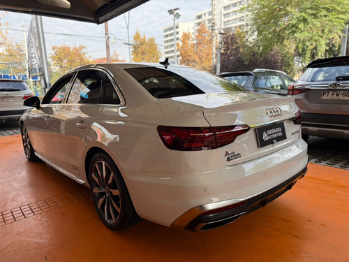 Audi A4 40 TFSI SPORT