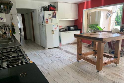 Venta Espectacular Casa 300m2 Parque Pileta