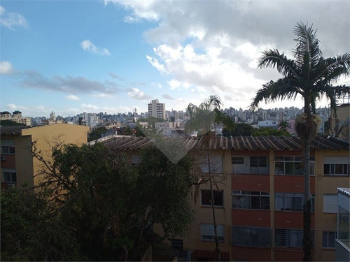 Lopeslrt Vende Muito Boa Casa De 3 Andares - 28-im413719