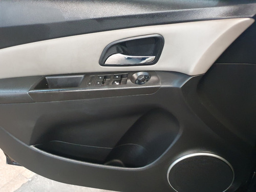 Imagen 20 de 21 de Chevrolet Cruze Sedan 4 Puertas 1,8 Ltz Nafta 2015 Manual