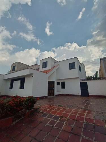 Casa En Venta En Trigal Norte Cocina A Remodelar Gavip 