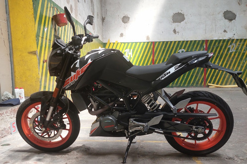 Ktm Duke 200 - 2021 (3100km)
