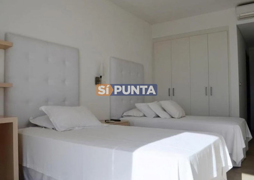 Imagen 11 de 16 de Apartamento De 3 Dormitorios Y Dependencia En Alquiler - La Barra