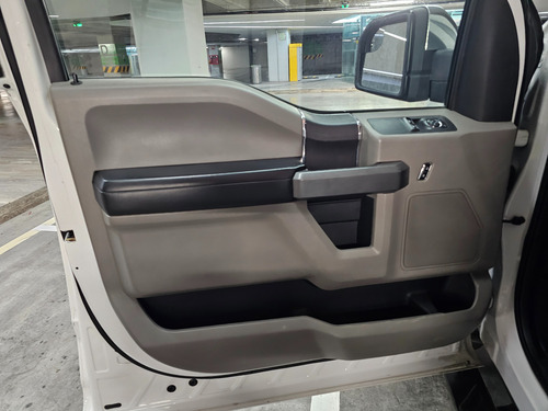 Ford Lobo 5.0l Cabina Regular Xlt V8 4x4 At
