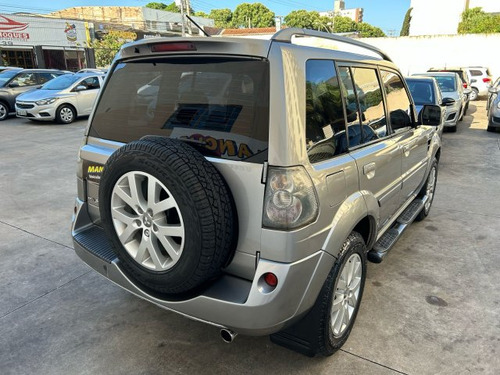 Mitsubishi Pajero TR4 Pajero TR4 2.0 4X2 16V 140CV FLEX 4P MANUAL