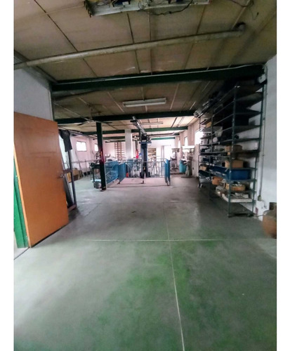 Venta Galpón 580 M2, Sarria