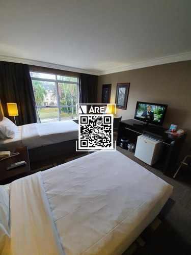 Imagem 4 de 10 de Apartamento Com 1 Dormitório À Venda Com 67.12m² Por R$ 219.000,00 No Bairro Batel - Curitiba / Pr - Ap1702