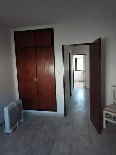 Imagen 15 de 21 de En 527 9 Y 10, En Venta Duplex De Tres Dormitorios, Patio Y Cochera