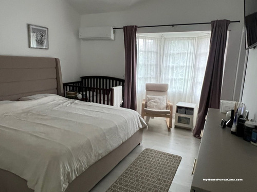 Venta Villa En Costa Bavaro: 3 Dormitorios (lista)