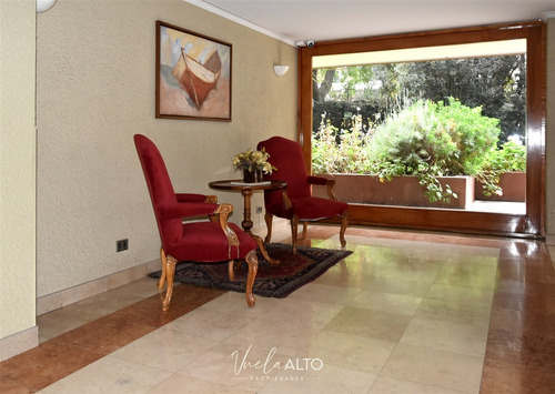 Depto. En Venta 3 Dormitorios Las Condes/ Impecable / Vista