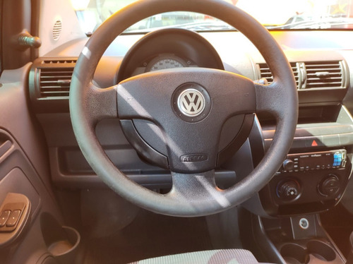 Imagem 5 de 8 de Volkswagen Fox Plus 2008