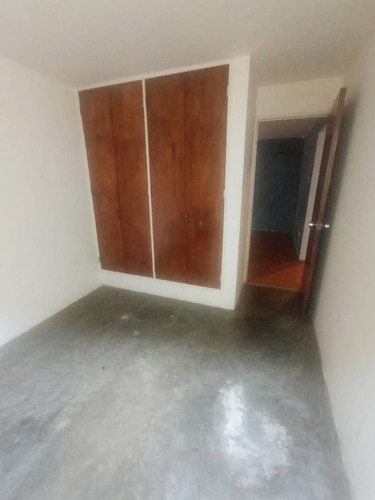 Apartamento En Venta Urb Quenda