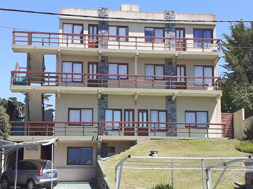 Se Vende Amplio Departamento De 1 Amb. A 1 Cuadra Del Mar!!!