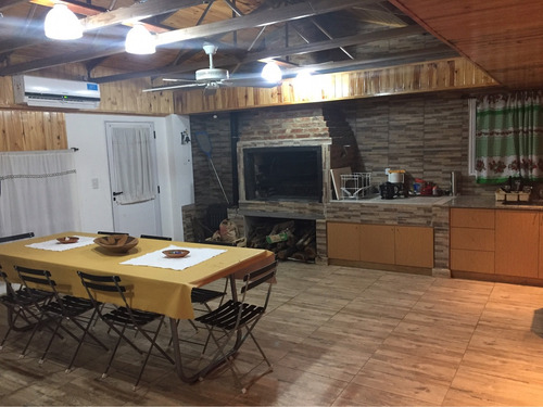 Imagen 7 de 14 de Casa De 3 Ambiente Y 3 Baño