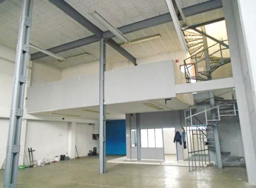 Imagen 1 de 8 de Vendo Terreno /bodega 245 M2 Hm/8. 21 M2 Fondo 12 M2 Ancho
